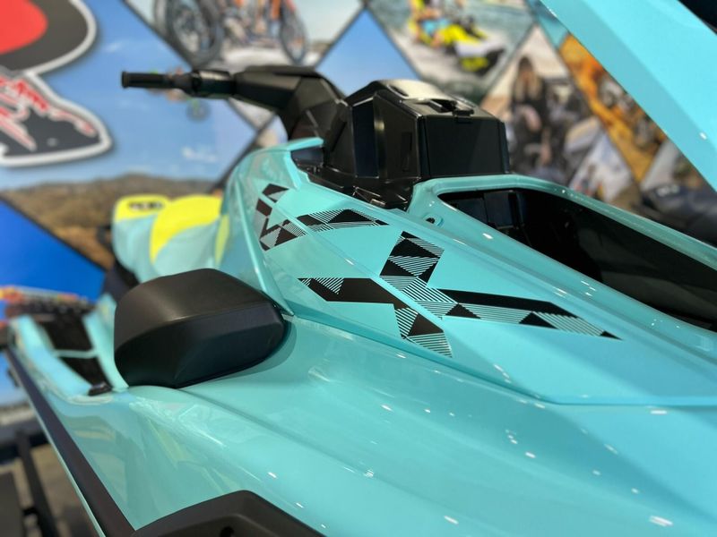 New 2025 Yamaha VX LIMITED HO Image 18