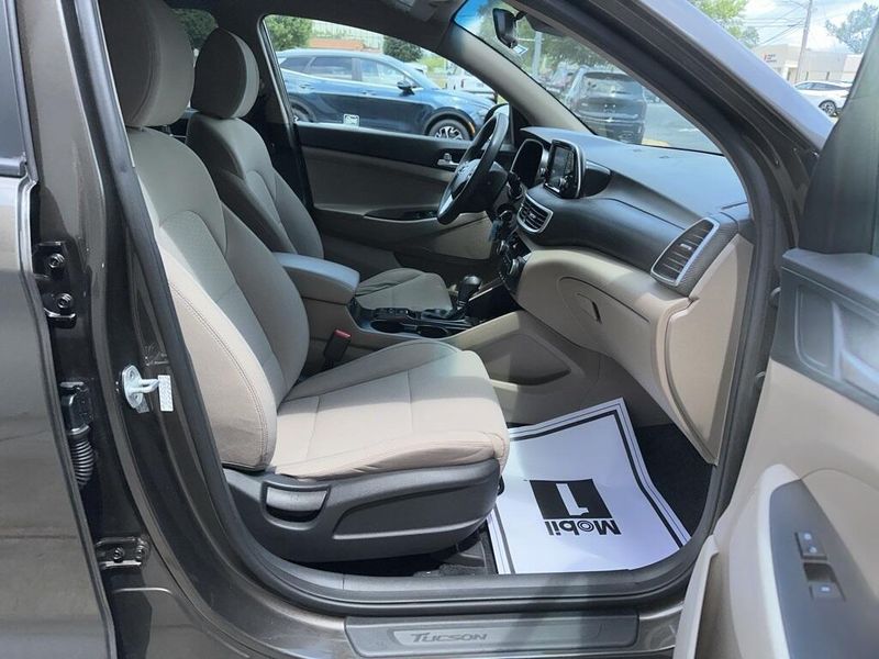 2020 Hyundai Tucson SEImage 16