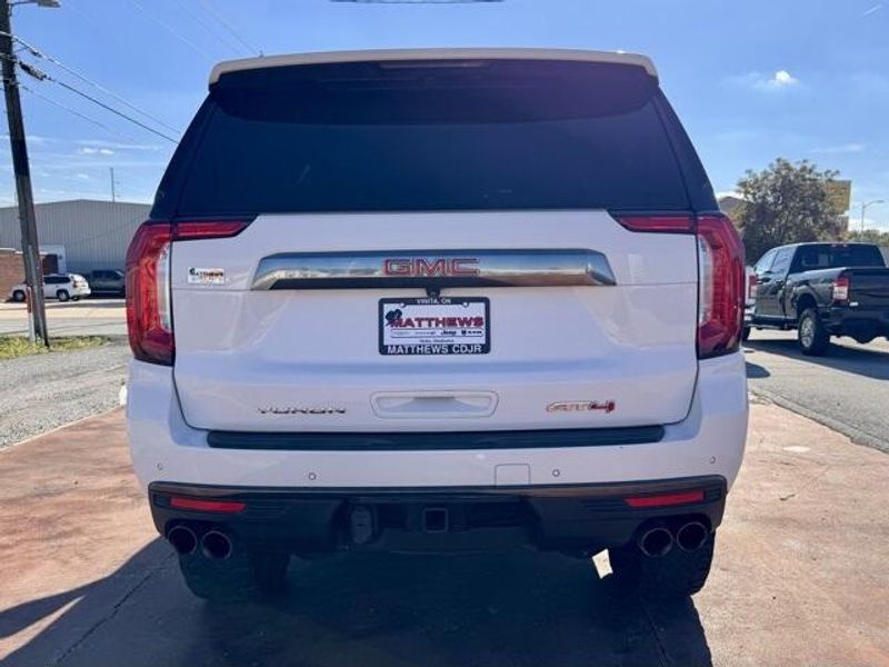 Used 2022 GMC Yukon AT4Image 6