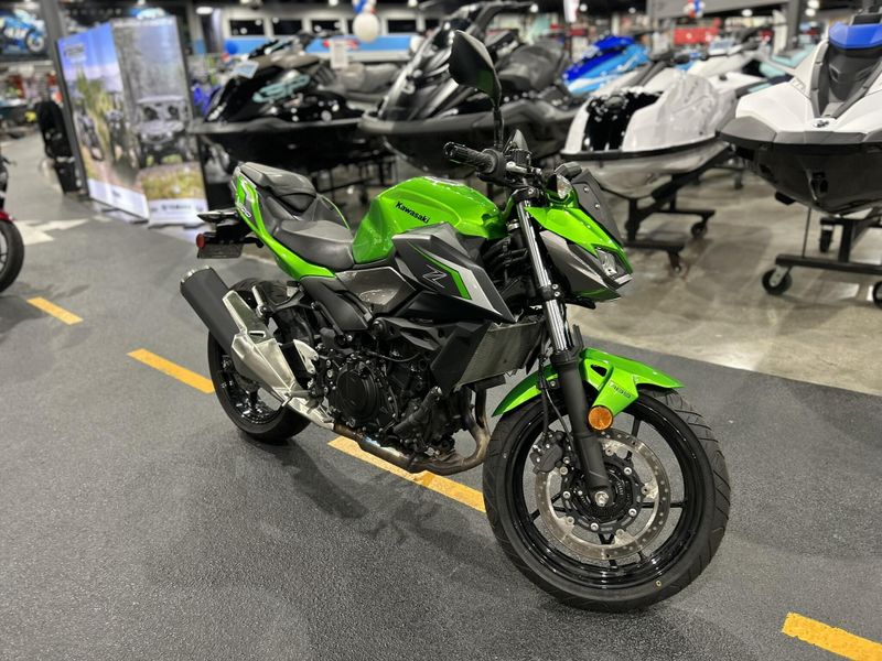 Used 2024 Kawasaki Z500 ABS Image 2