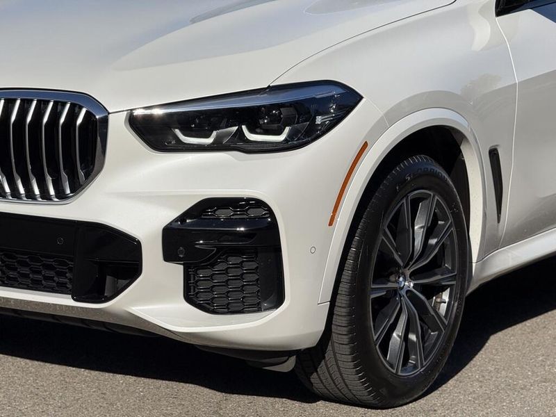 2022 BMW X5 xDrive40iImage 11