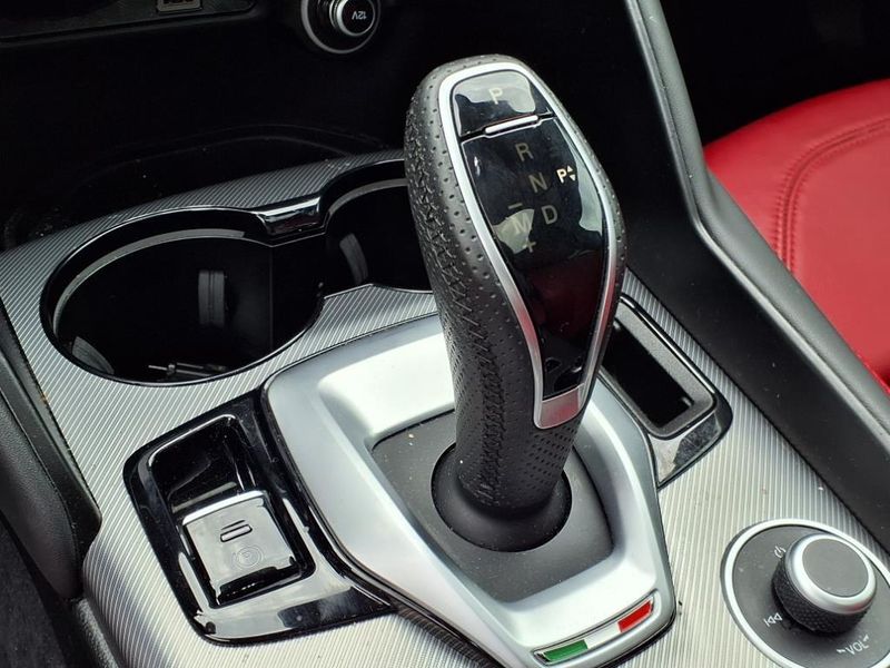 2023 Alfa Romeo Giulia VeloceImage 23