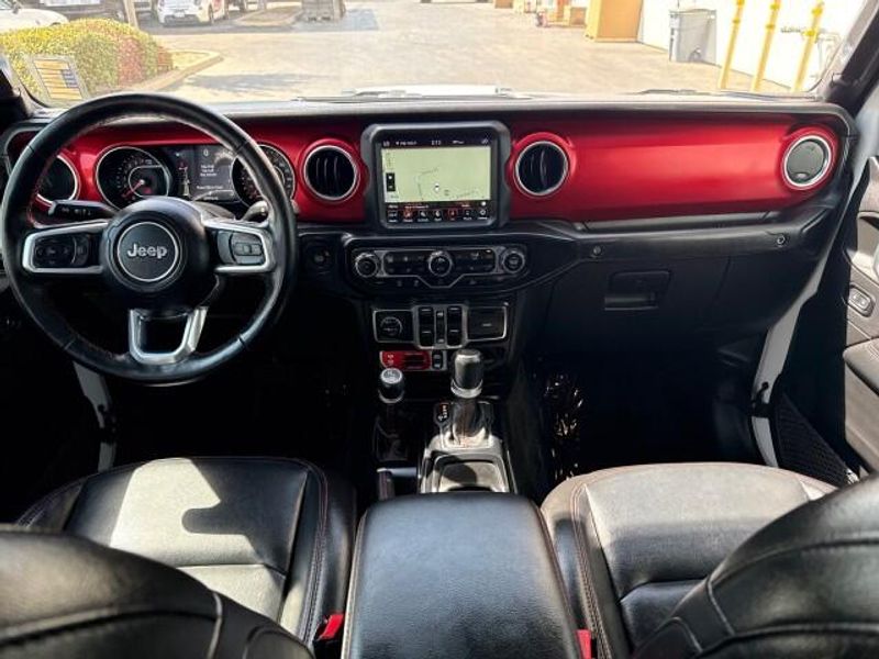 2021 Jeep Gladiator Rubicon photo 23