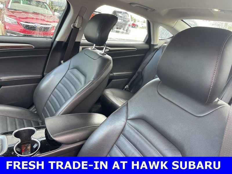 2015 Ford Fusion SE photo 14