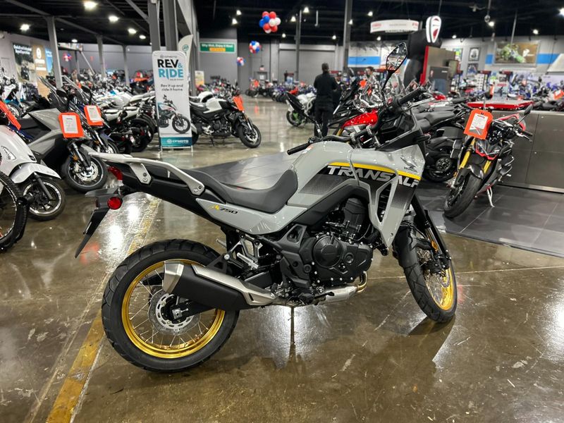 New 2025 Honda Transalp Image 5