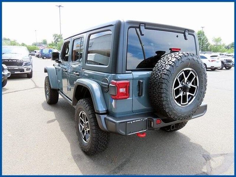 New 2025 Jeep Wrangler RubiconImage 5