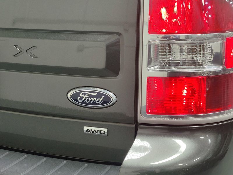 2015 Ford Flex SEL AWD w/Vista Roof & NavigationImage 4