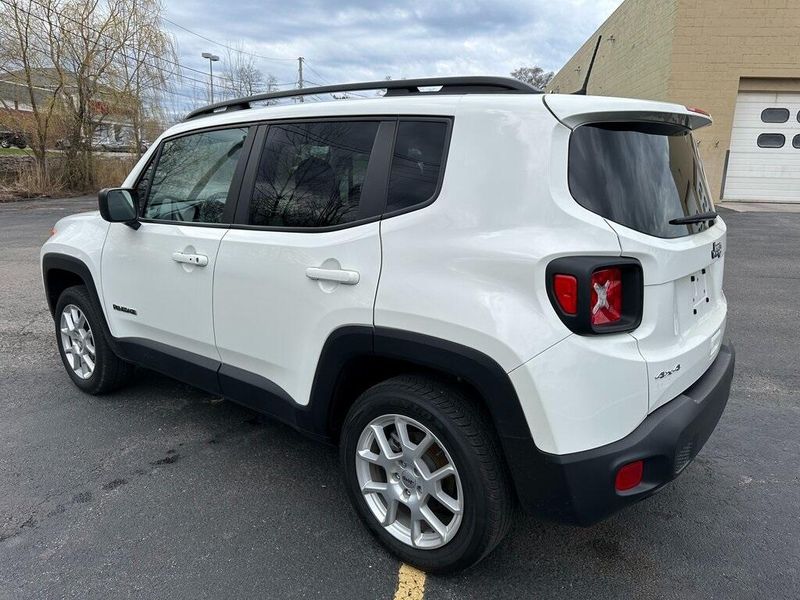2022 Jeep Renegade LatitudeImage 15