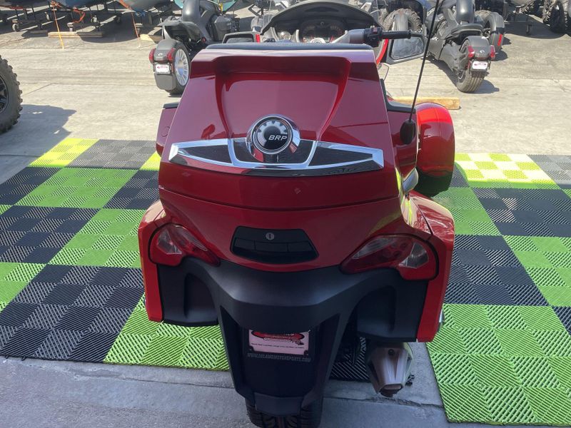 Used 2012 Can-Am RD SPYDER RT-S 991 Image 18