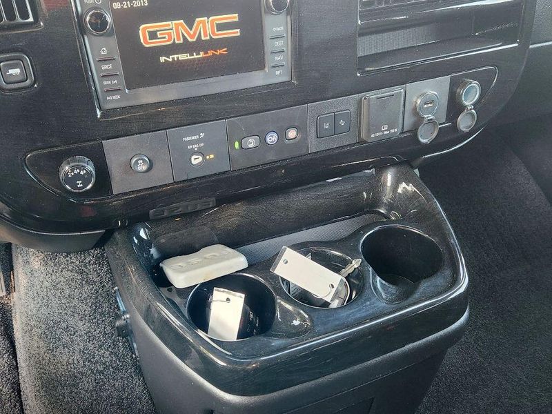 2019 GMC Savana 2500 Image 35