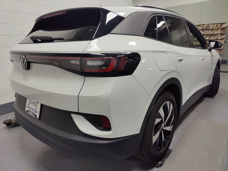 2023 Volkswagen ID.4 62kW All ElectricImage 10