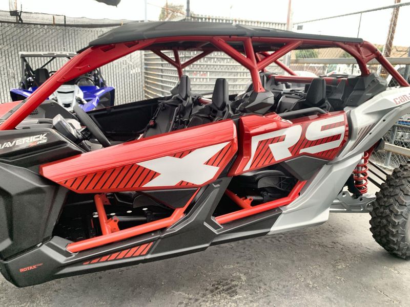 New 2025 Can-Am MAVERICK X3 MAX X RS TURBO RR SMART-SHOX Image 12