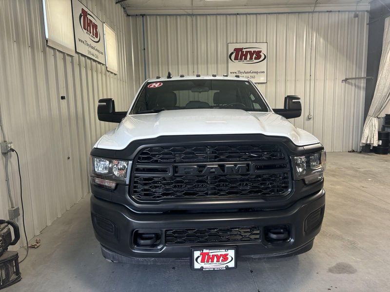 2024 RAM 2500 Tradesman Crew Cab 4x4 8