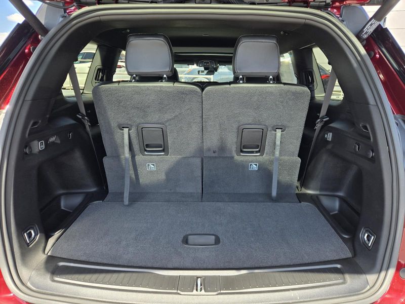 New 2026 Jeep Grand Cherokee L Laredo Altitude 4x4