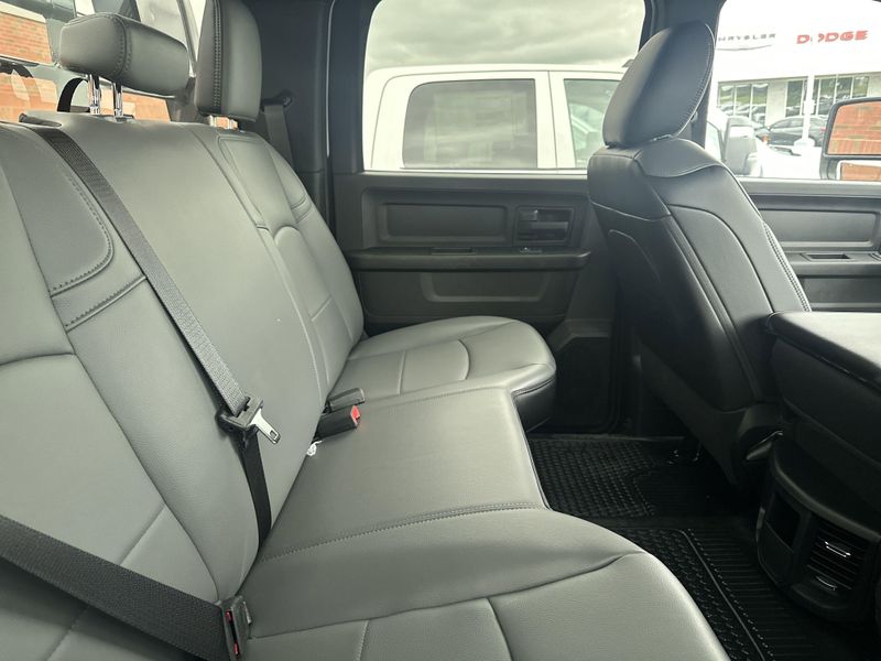 2024 RAM 4500 Tradesman Chassis Crew Cab 4x4 84