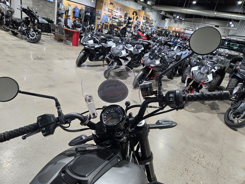 2020 Indian Motorcycle FTR RALLY TITANIUM SMOKE 49ST Image 8