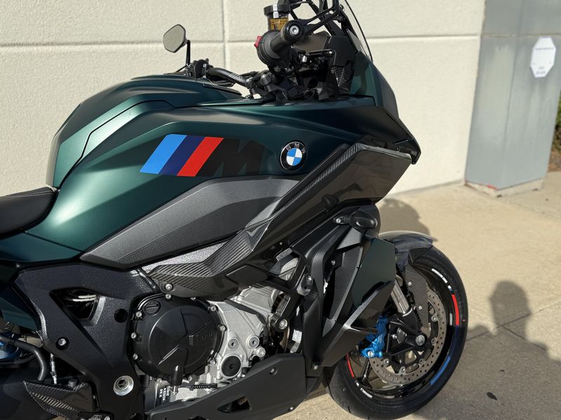 2026 BMW M 1000 XRImage 3