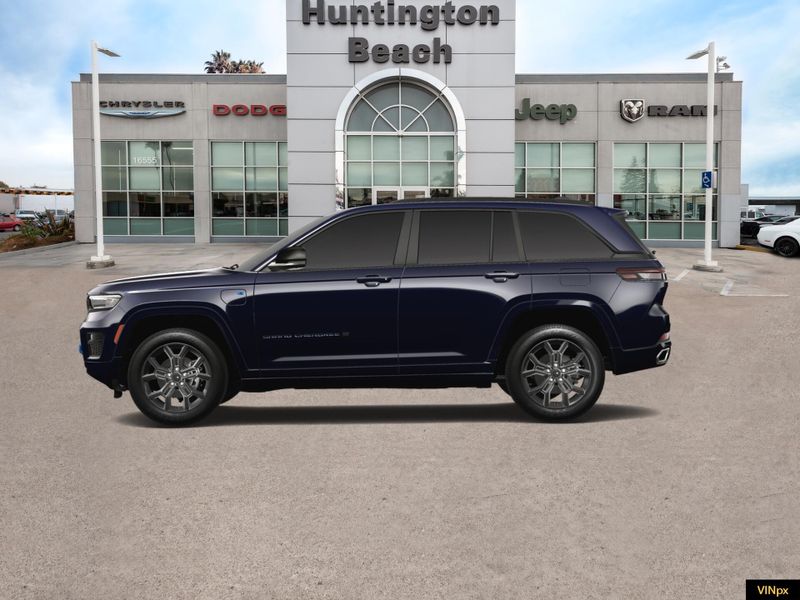 2023 Jeep Grand Cherokee 4xe Base 30th Anniversary 4x4Image 3