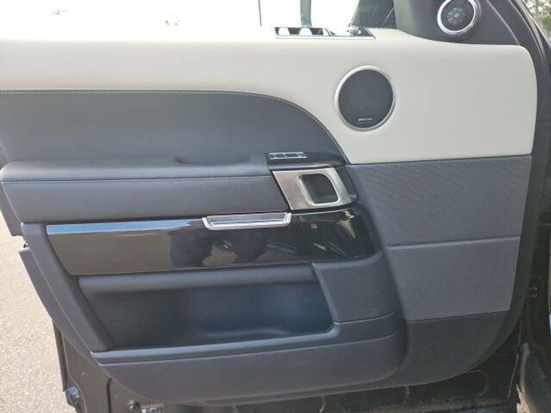 2022 Land Rover Range Rover Sport HST