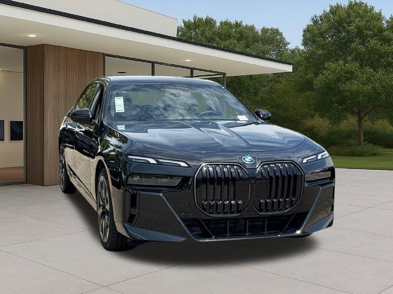 New 2026 BMW 7 Series 750e xDriveImage 5