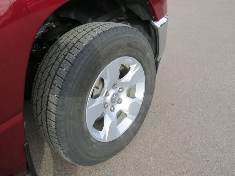 Used 2023 RAM 1500 Big Horn 4x4 4dr Crew Cab 5.6 ft. SB PickupImage 9