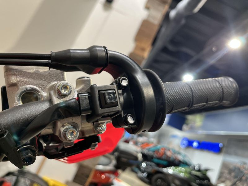 New 2025 Honda CRF450X Image 13