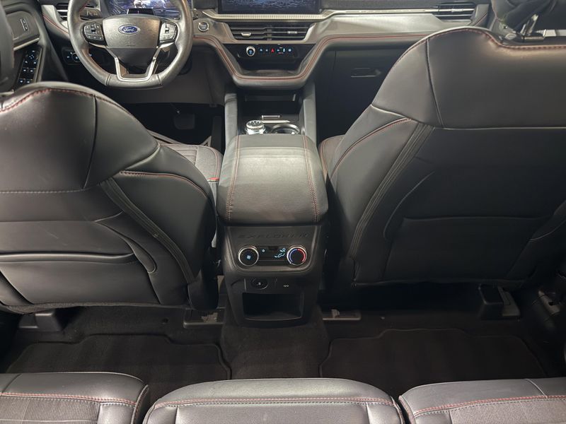 Used 2025 Ford Explorer ST-LineImage 24