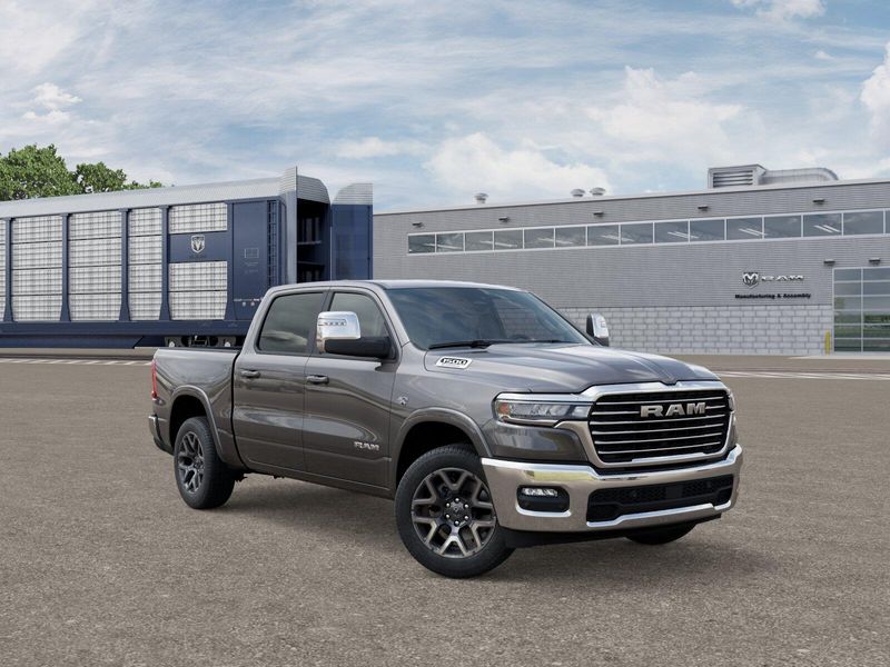 2026 Ram 1500 Laramie photo 3
