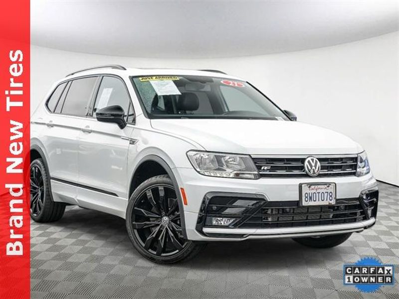 Used 2021 Volkswagen Tiguan 2.0T SE R-Line BlackImage 2