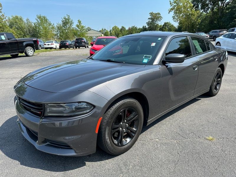 2018 Dodge Charger SXTImage 9