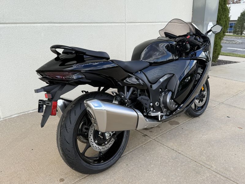 2025 Suzuki HayabusaImage 3