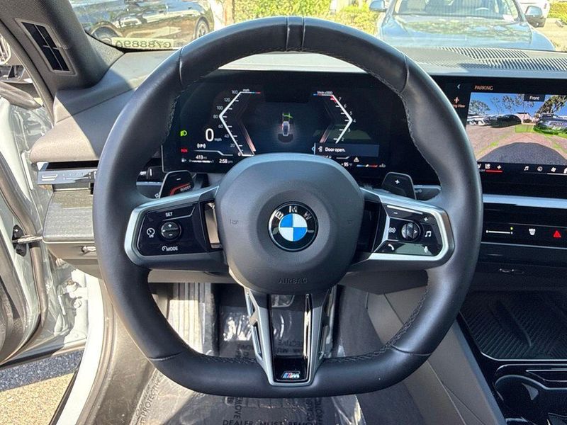 Used 2025 BMW 5 Series 530iImage 23