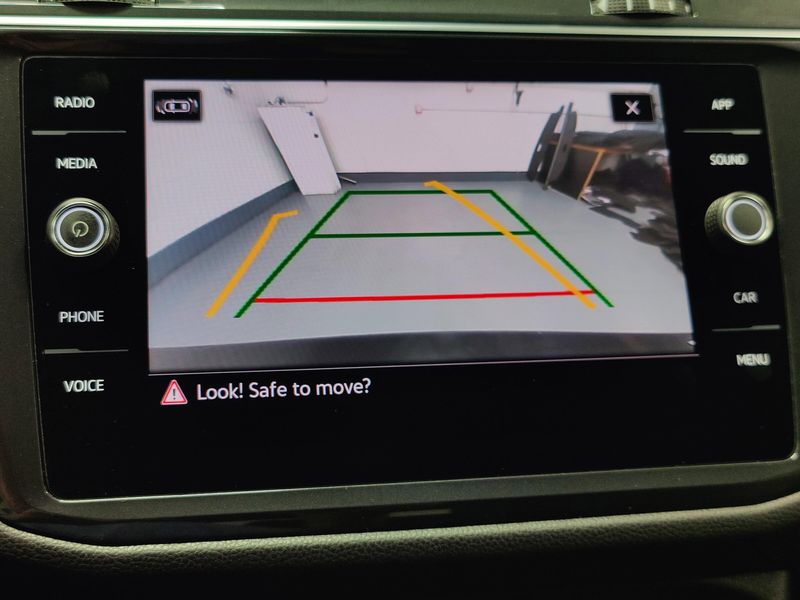 Used 2022 Volkswagen Tiguan SE 4-Motion AWDImage 19