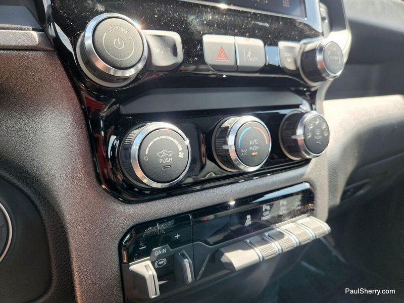 New 2026 RAM 1500 Tradesman Crew Cab 4x4 5'7' Box