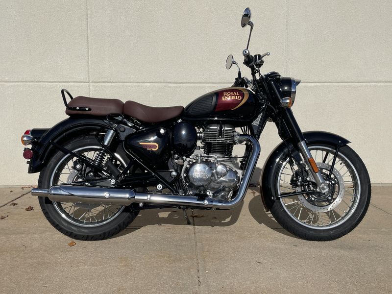 2024 Royal Enfield CLASSIC 350Image 2