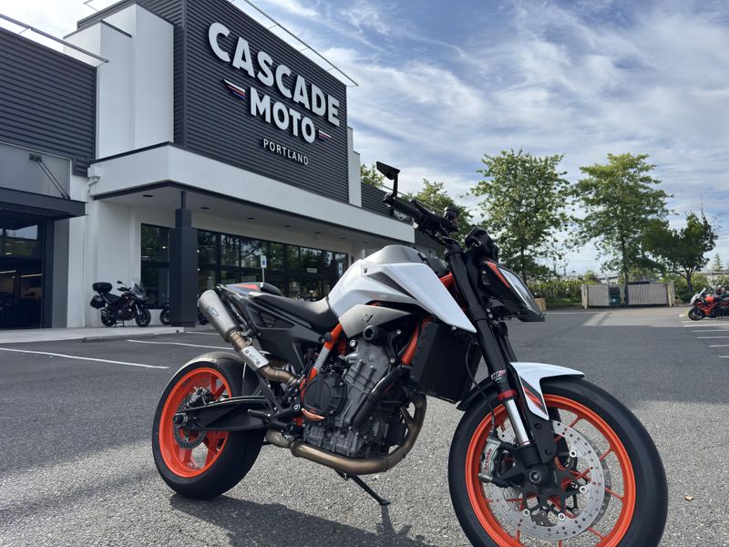 2020 KTM Duke 890 R 