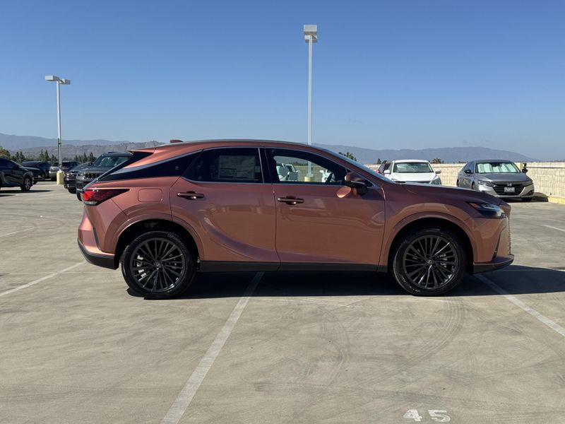New 2026 Lexus ES 350e PremiumImage 10