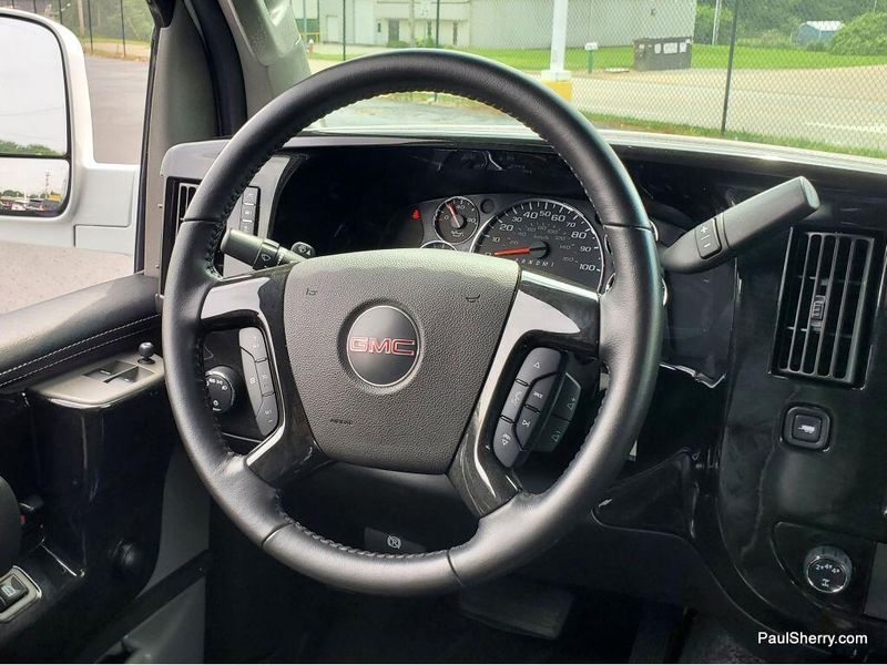 2019 GMC Savana 2500 Image 42