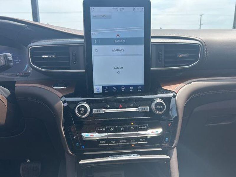 2022 Ford Explorer King RanchImage 12
