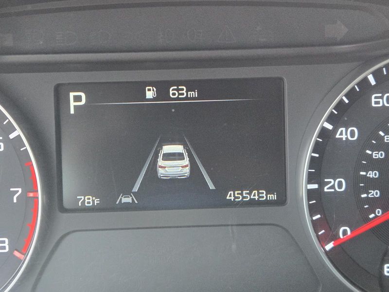 Used 2023 Kia Forte LXS IVT