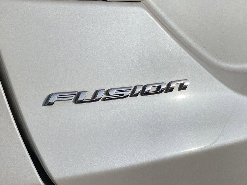 2013 Ford Fusion Image 4