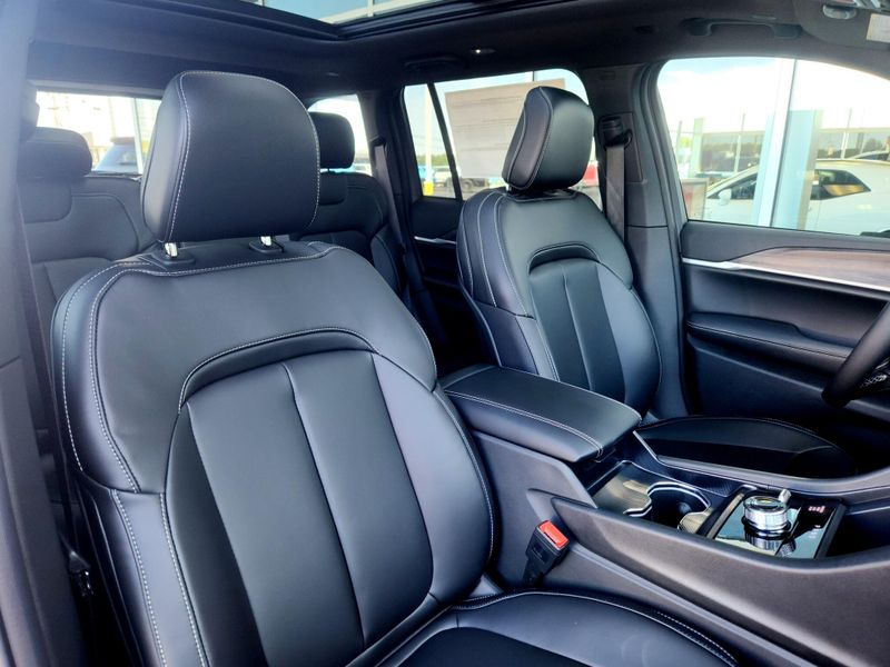New 2027 Jeep Grand Cherokee Limited 4x4