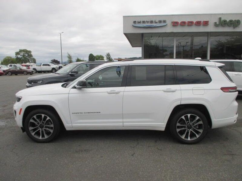 Used 2022 Jeep Grand Cherokee L OverlandImage 14