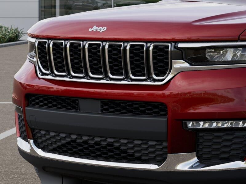 New 2025 Jeep Grand Cherokee L Limited 4x4Image 23
