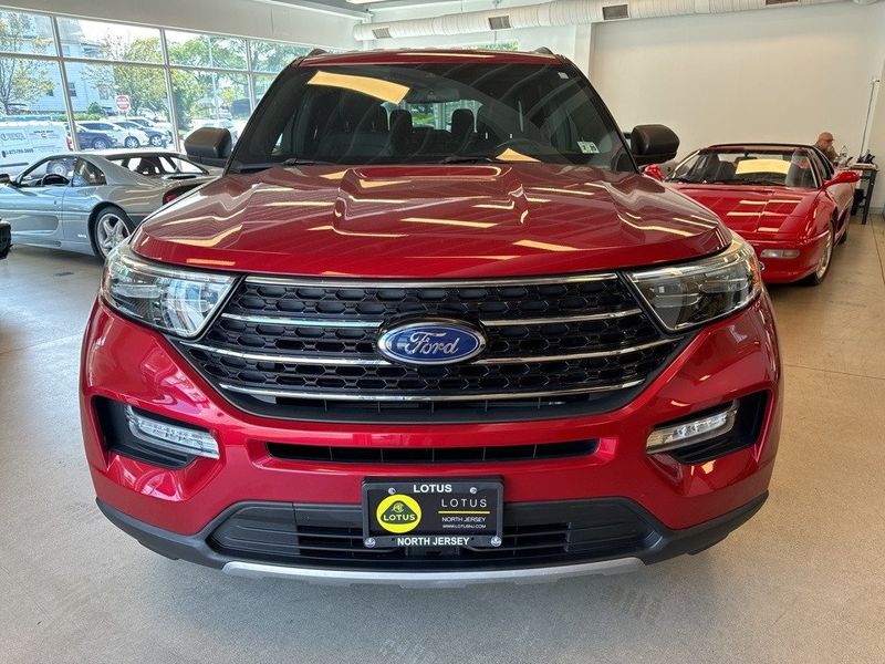 2020 Ford Explorer XLTImage 4