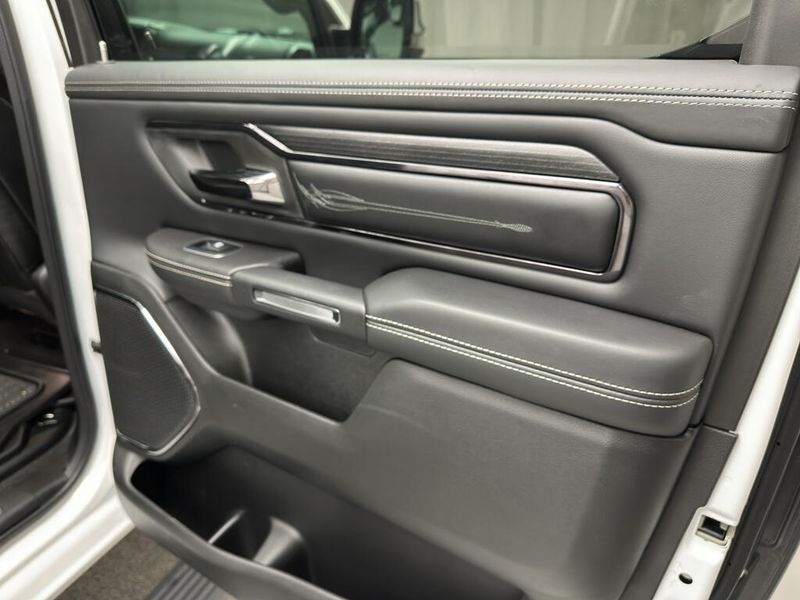 Used 2023 RAM 1500 LimitedImage 25