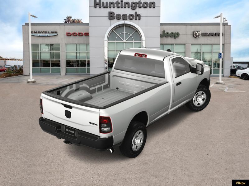 2024 RAM 2500 Tradesman Regular Cab Harbor BodyImage 7