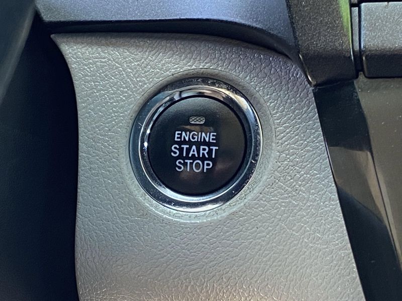 Used 2020 Toyota Sienna XLEImage 23