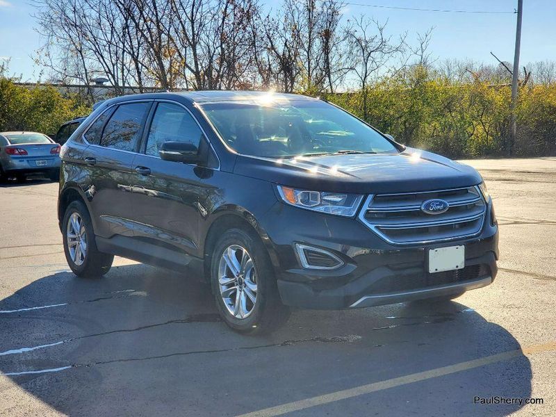 2017 Ford Edge SELImage 12