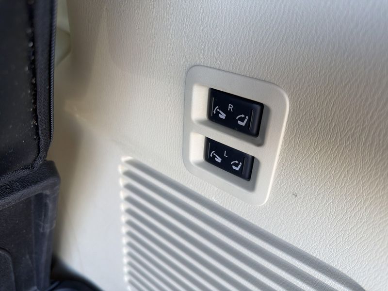 Used 2023 INFINITI QX80 LuxeImage 9